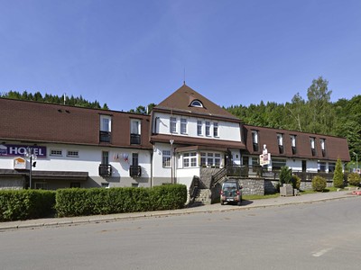 Hotel Prom autobusový zájezd s návštěvou Kudowa Zdroj, Pec pod Sněžkou a Jilemni